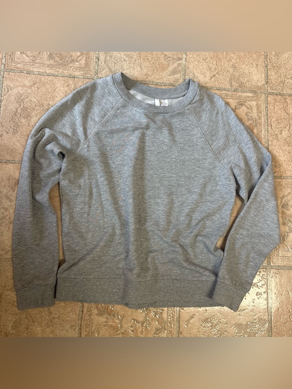 Sweatshirt